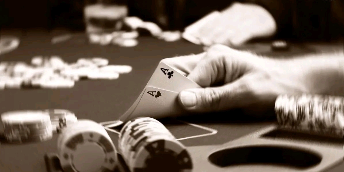 Low Roller Poker Club thumbnail
