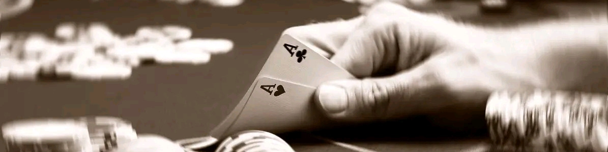 Low Roller Poker Club banner